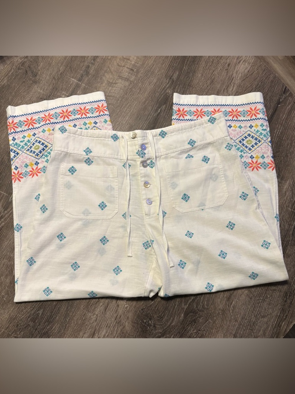 Sundance White  Pants with Beautiful Embroidery Size M